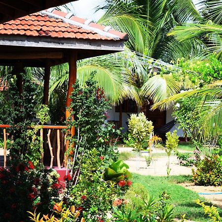 Prime Surfers Bungalow Arugam Bay Exterior foto